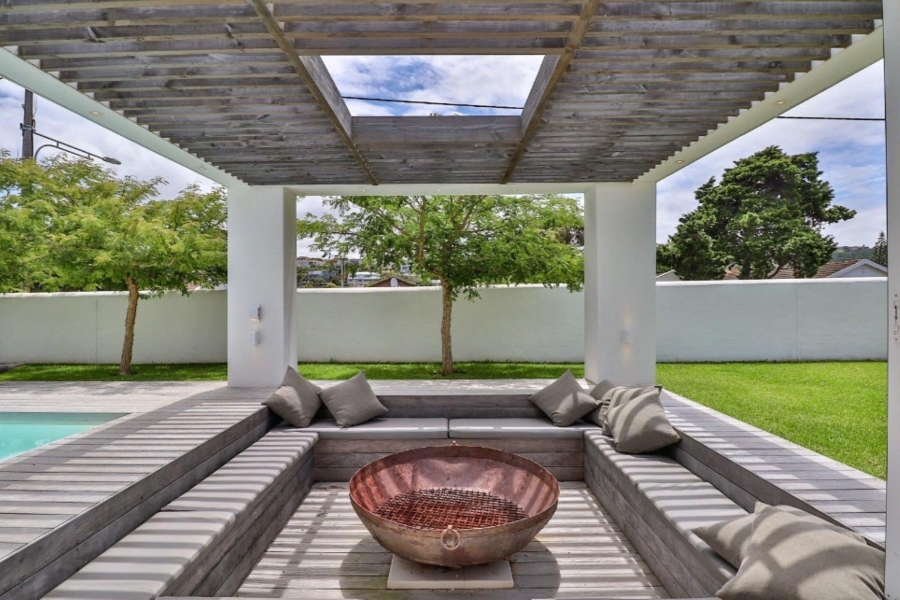5 Bedroom Property for Sale in Seaside Longships Western Cape